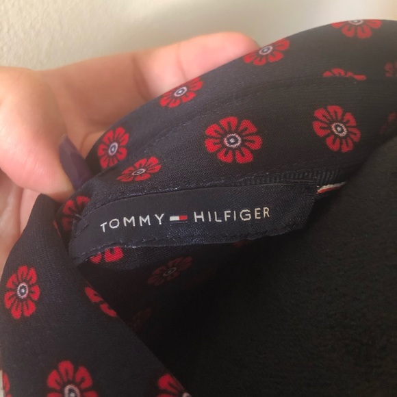 SOLD Tommy Hilfiger Button Down Tank w/ Red Daisy - Picture 6 of 9